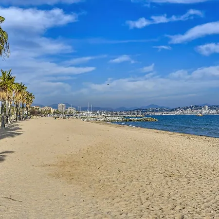 Le Saint Jean By Interhome Fréjus