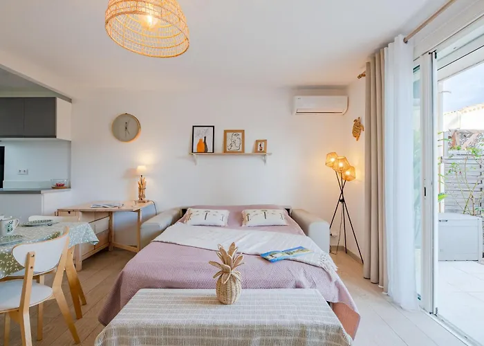 Le Saint Jean By Interhome شقة Fréjus