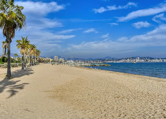 Le Saint Jean By Interhome Fréjus