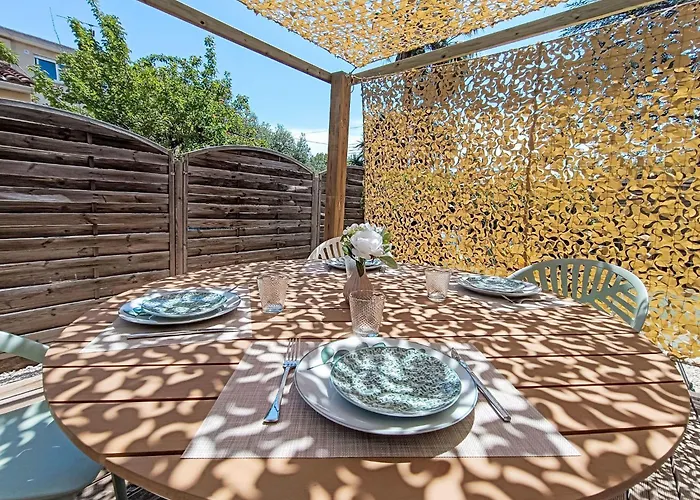 Le Saint Jean By Interhome Fréjus